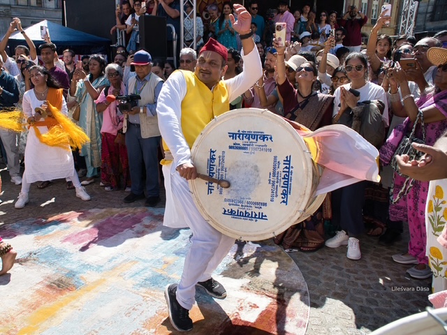 Devotees pulling Lord Jagannatha's chariot during Ratha Yatra Amsterdam